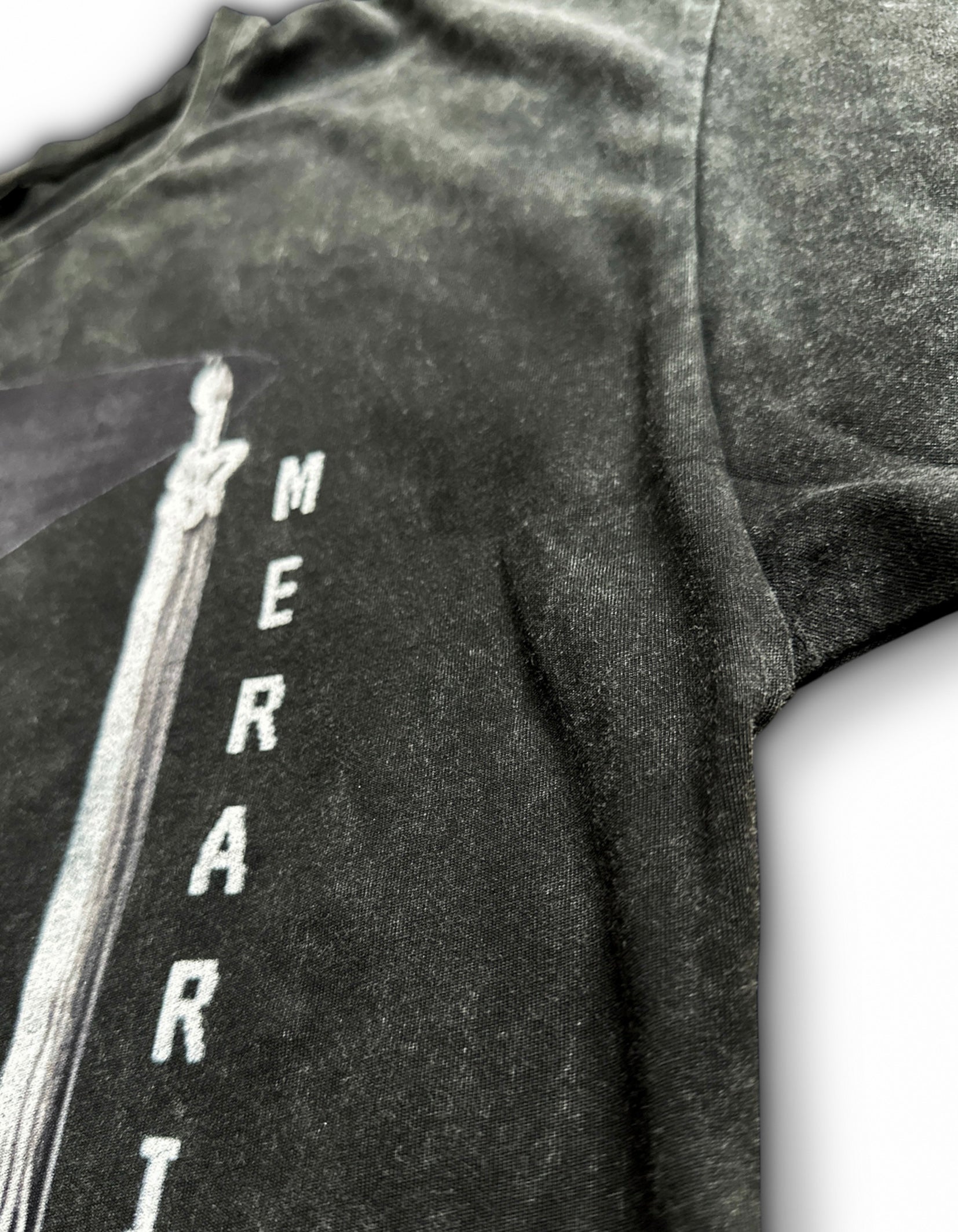 MERARI WEEZY FASHION GRAD T-SHIRT